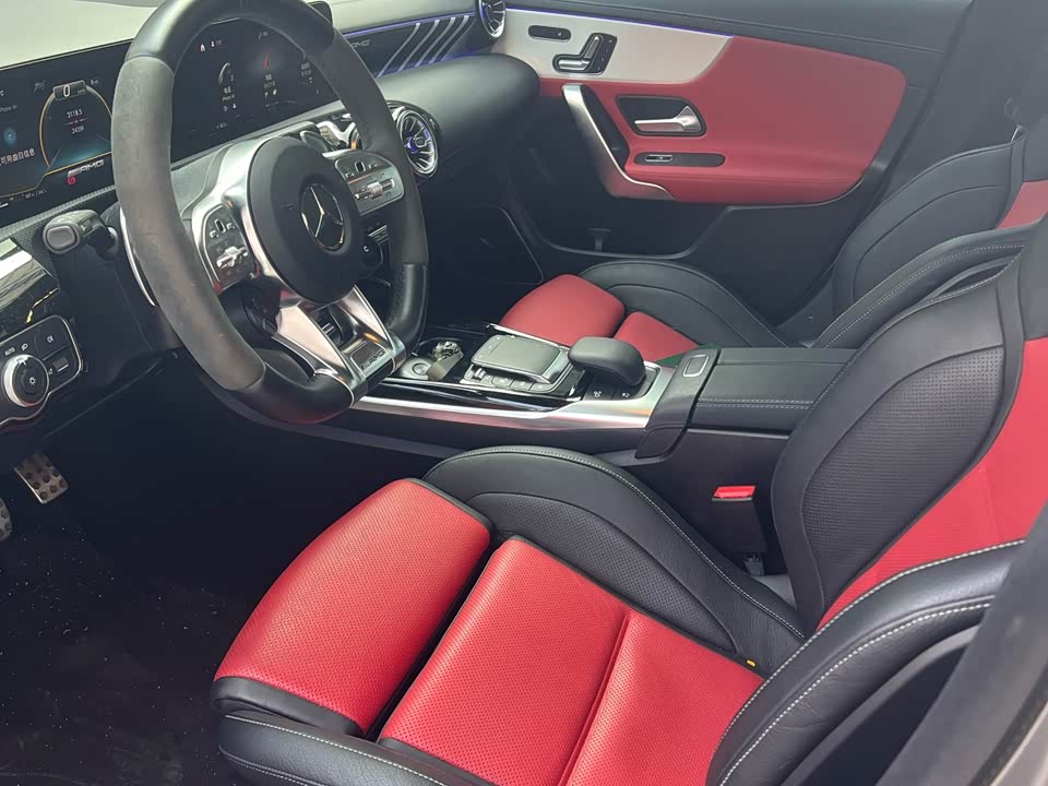 Mercedes-Benz CLA AMG