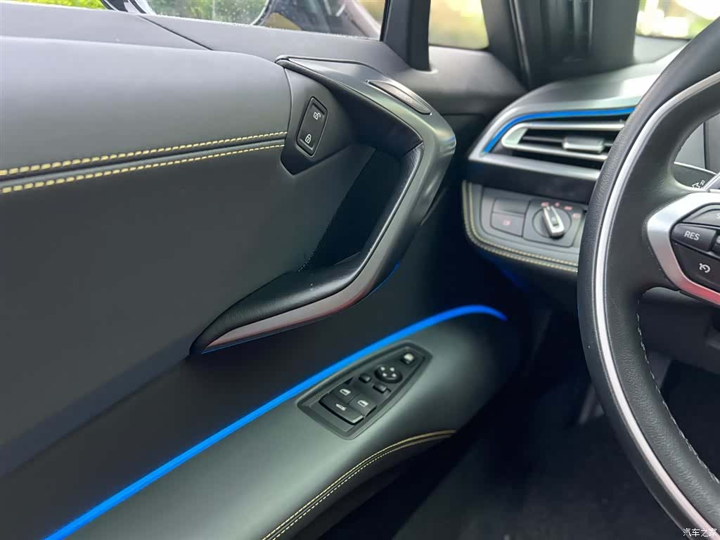 BMW i8, 2019 21