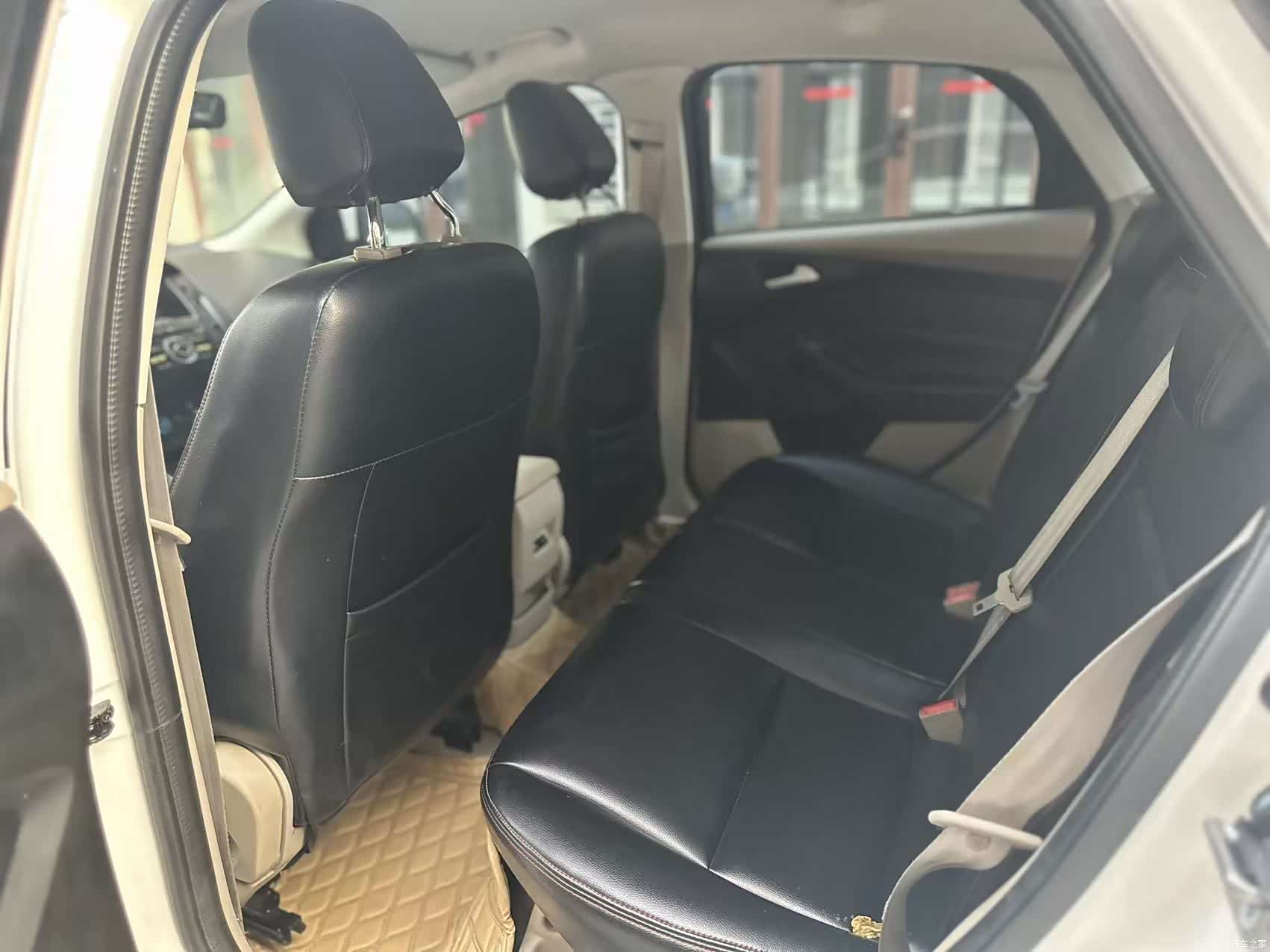 Ford Focus, 2017 10