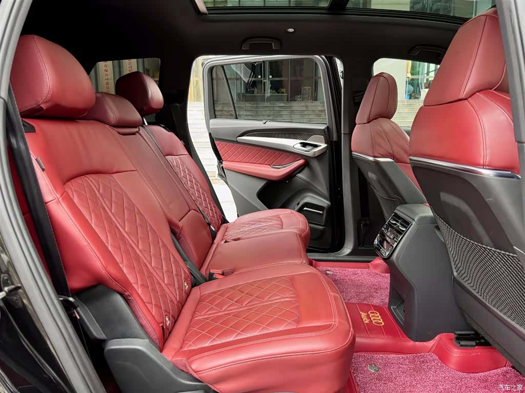 Audi Q6, 2024 14