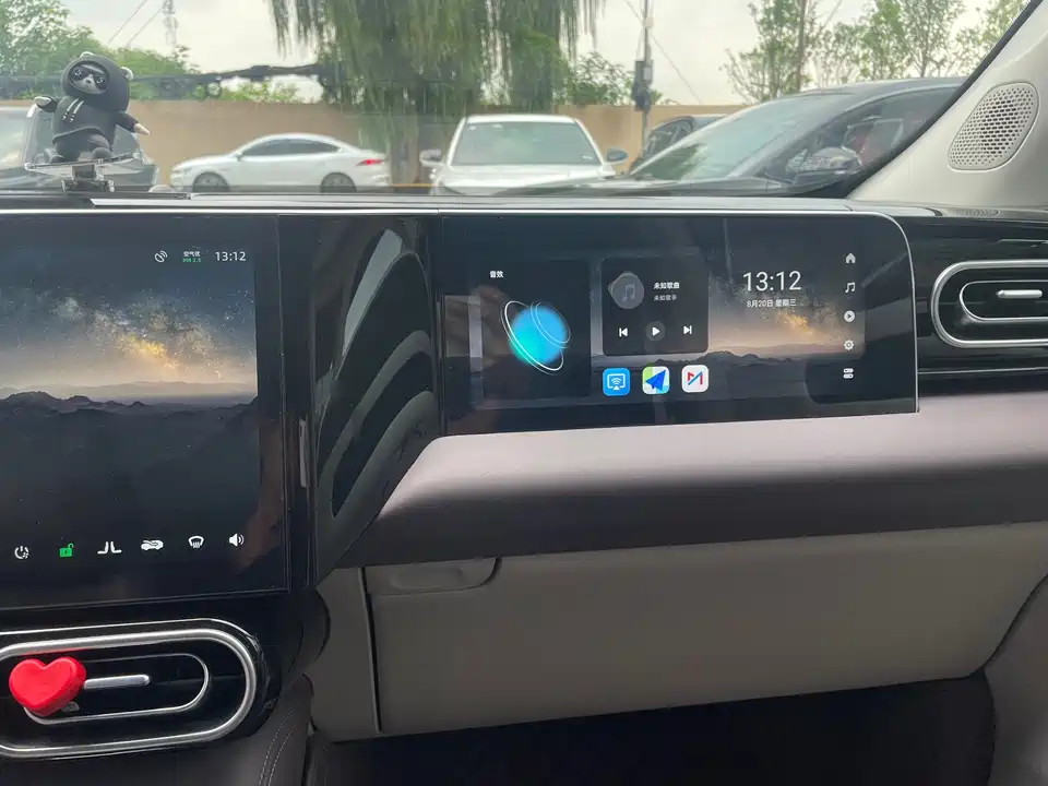 Leapmotor C11