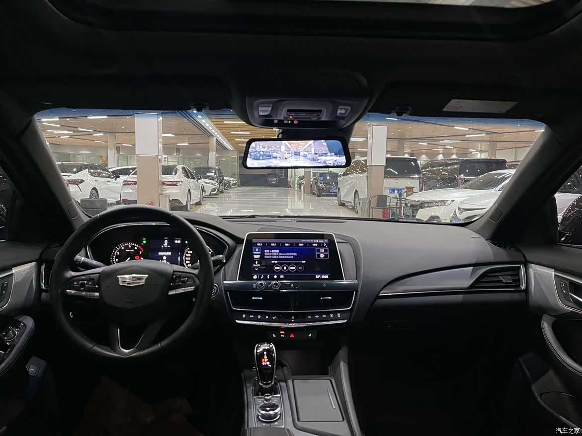 Cadillac CT5, 2021 10