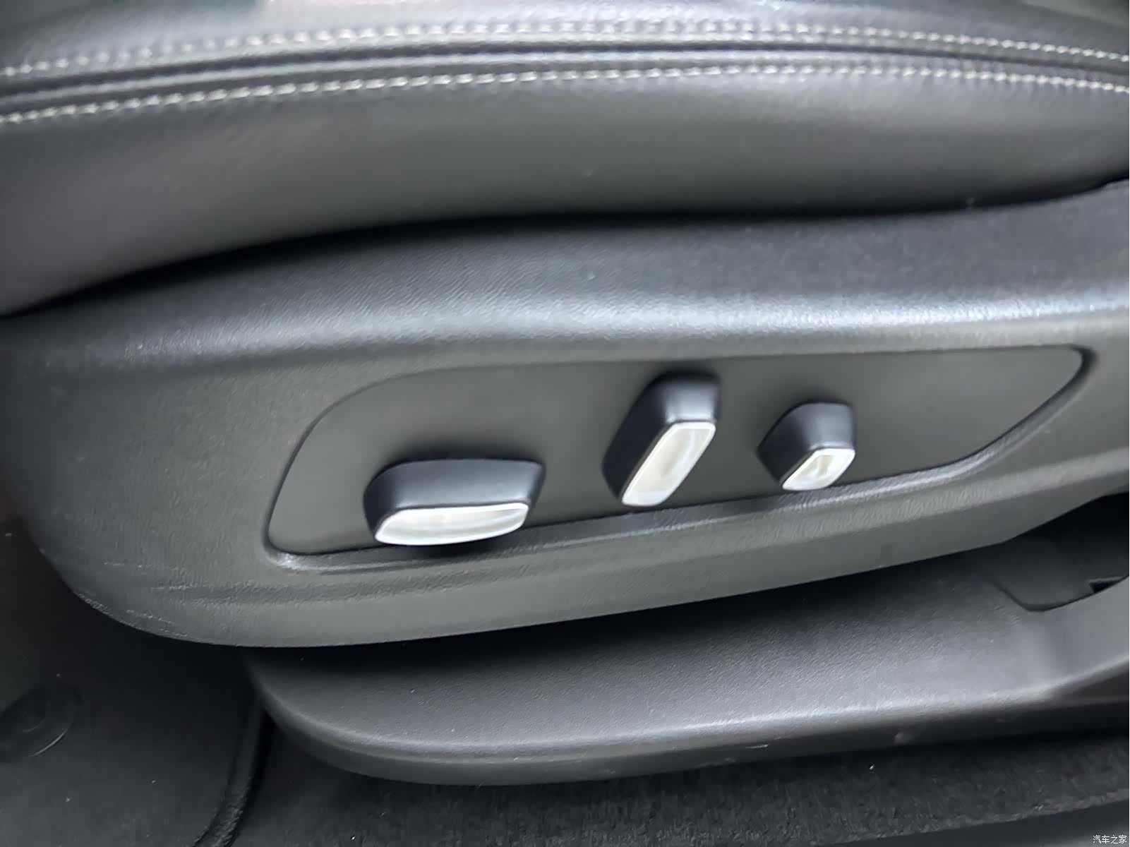 Cadillac XT5, 2021 13