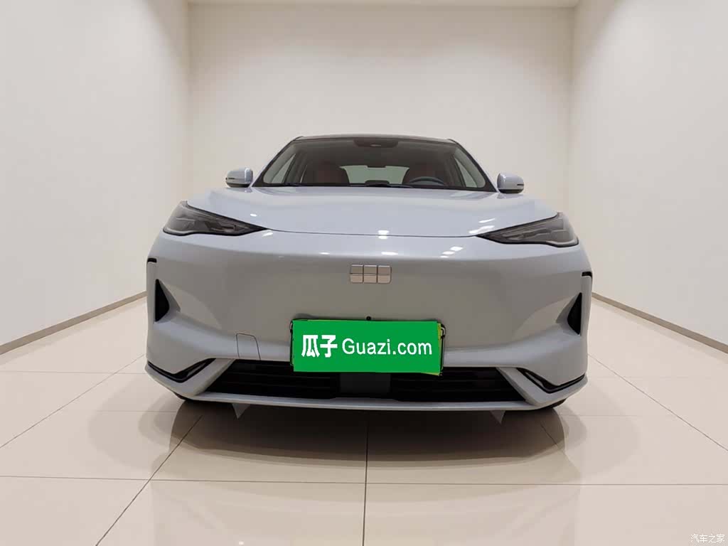 Geely Galaxy E5, 2025 2