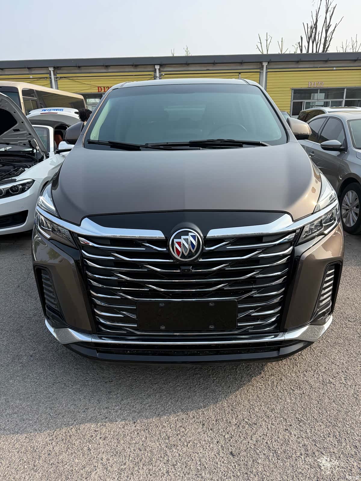 Buick GL8, 2023 2