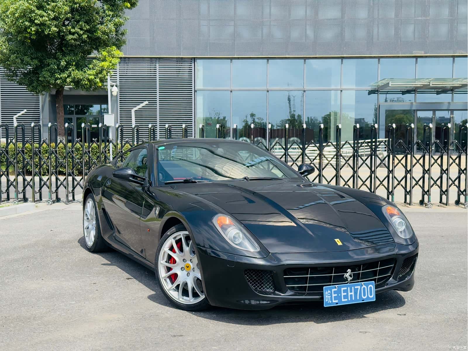 Ferrari 599, 2009 3