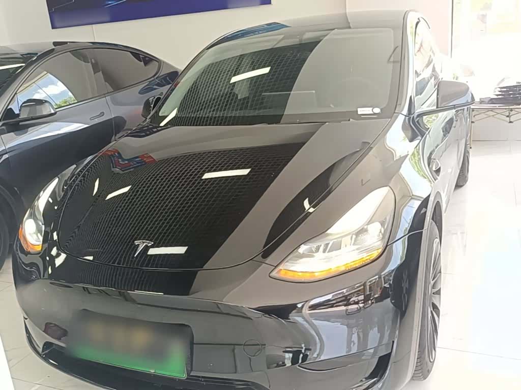Tesla Model Y, 2023 3