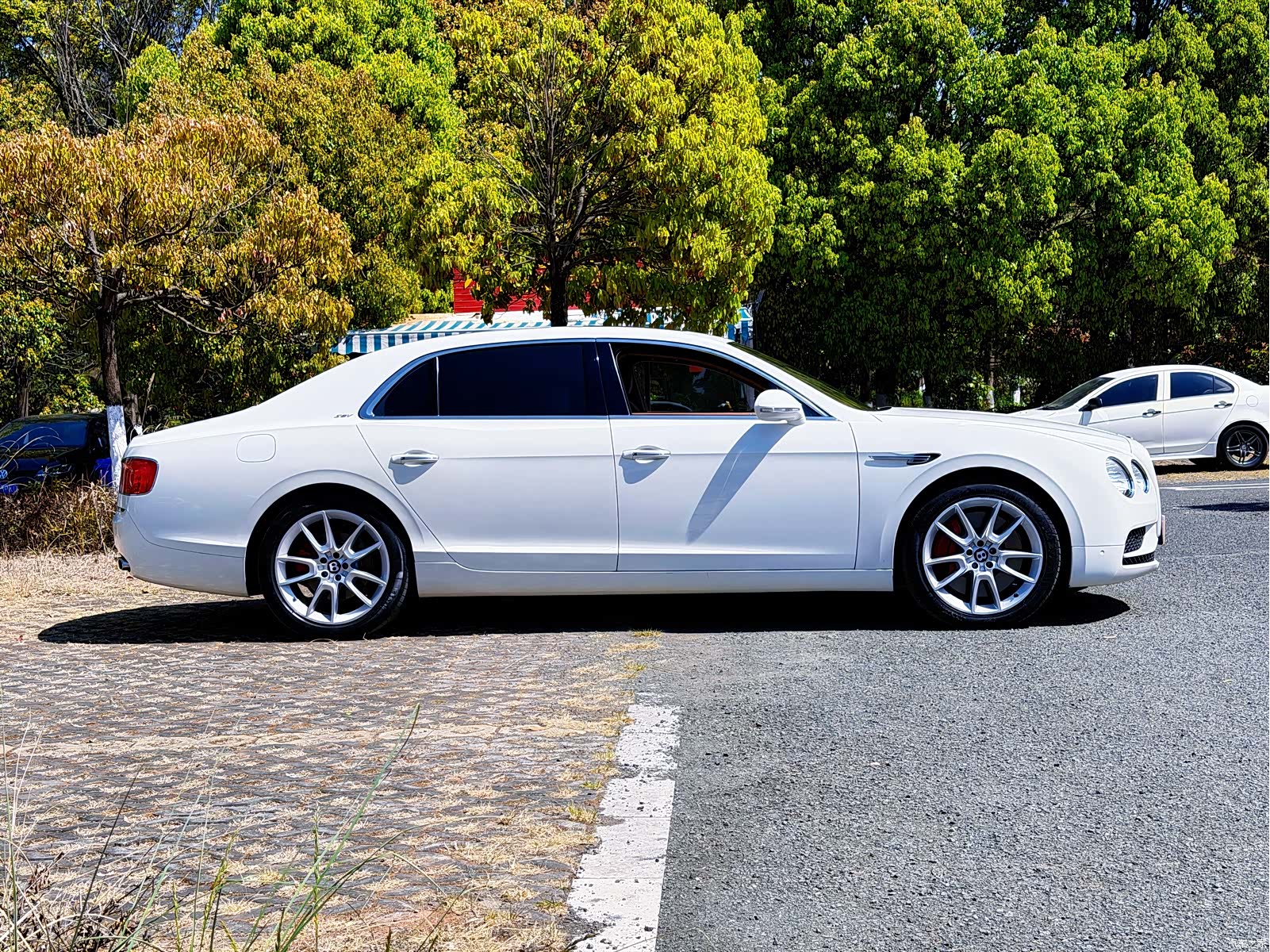 Bentley Flying Spur, 2020 9