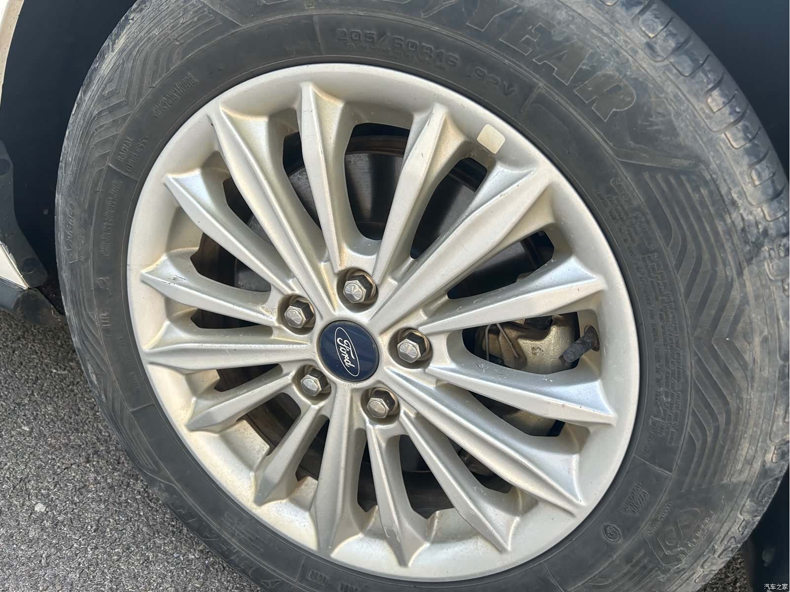Ford Focus, 2019 9