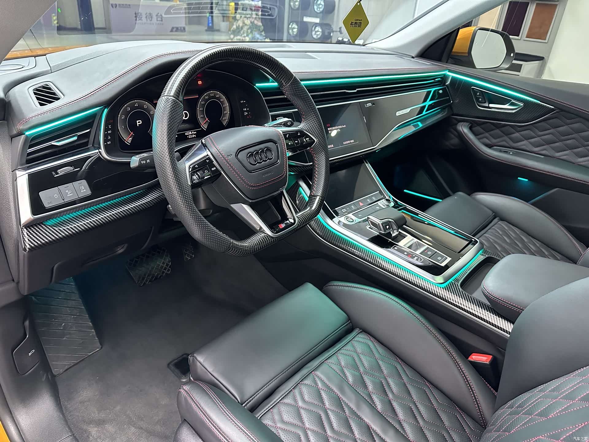 Audi Q8, 2025 16