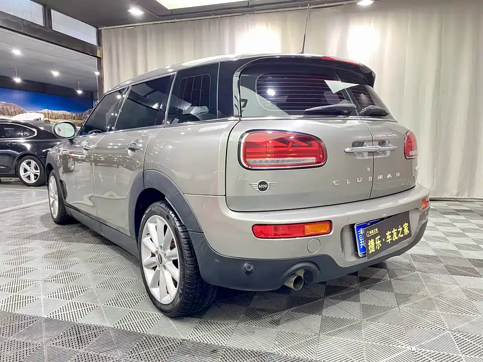 MINI CLUBMAN