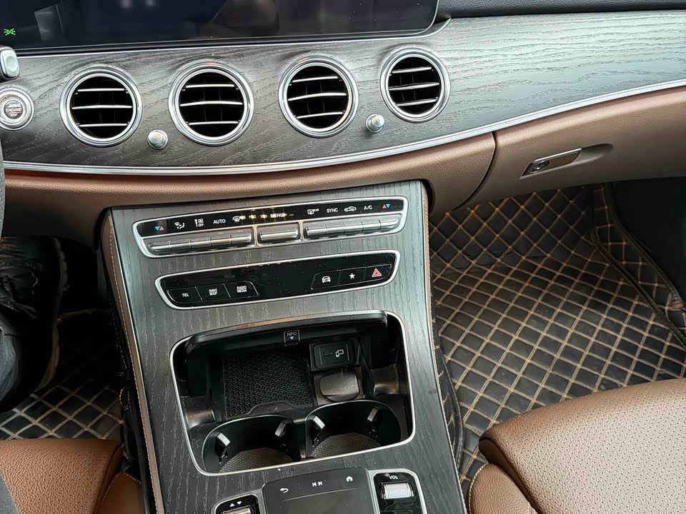 Mercedes-Benz E-class Mercedes-Benz E-class