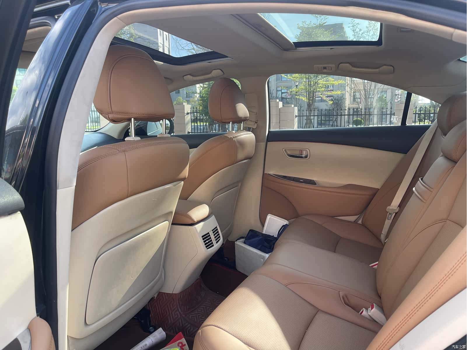 Lexus ES, 2011 все фото