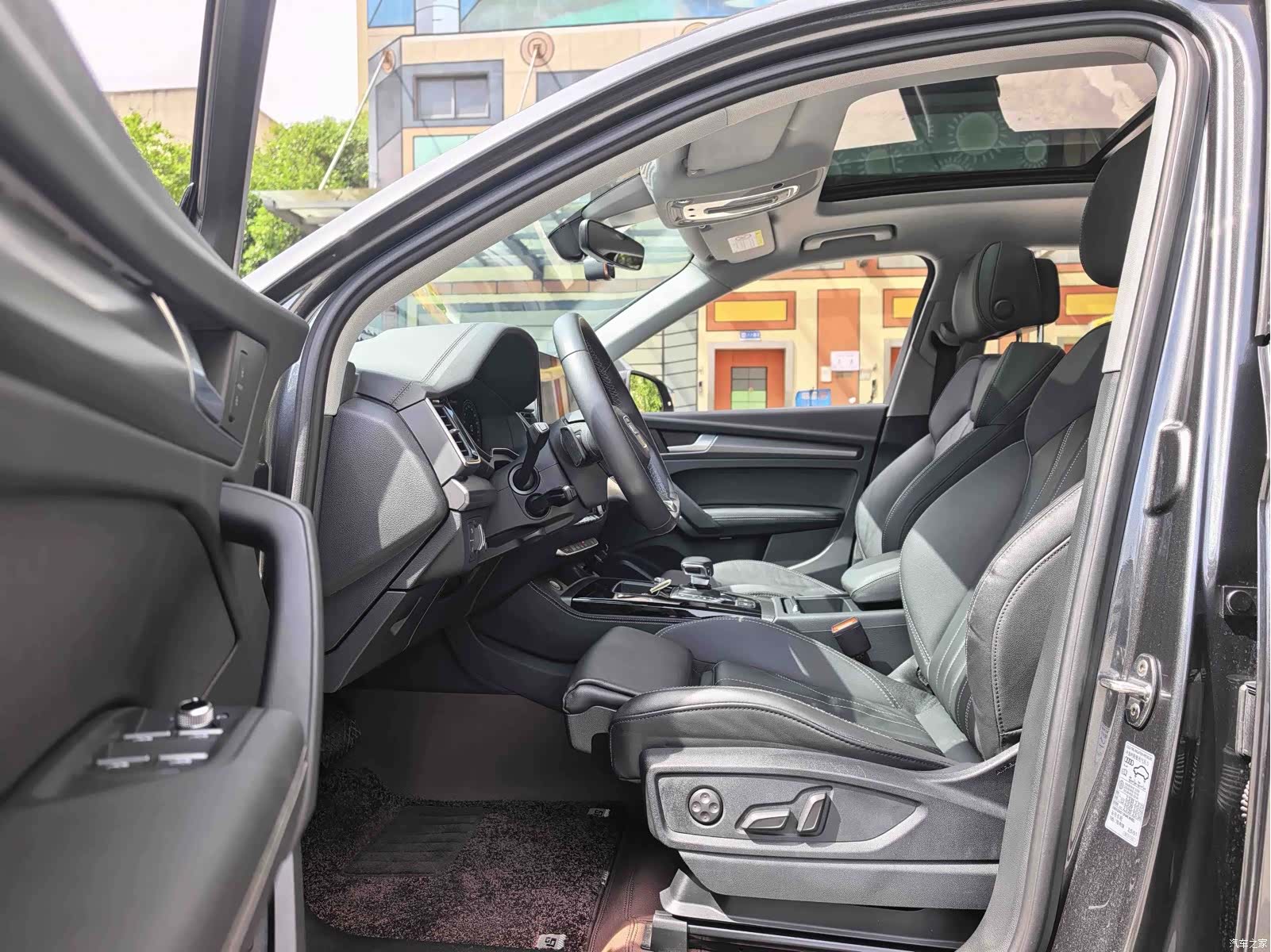 Audi Q5L, 2023 4