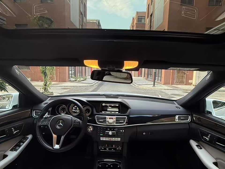 Mercedes-Benz E-class Mercedes-Benz E-class