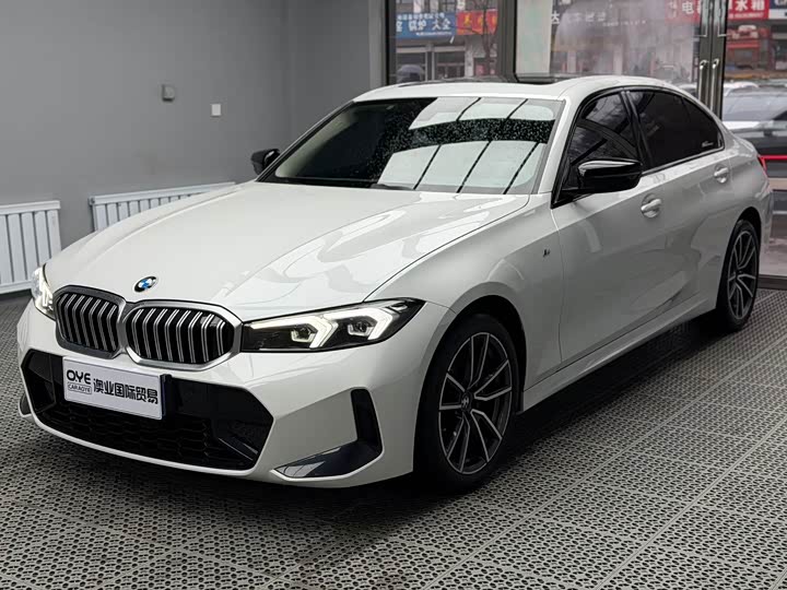 BMW 3 Series 2024 — фото 1