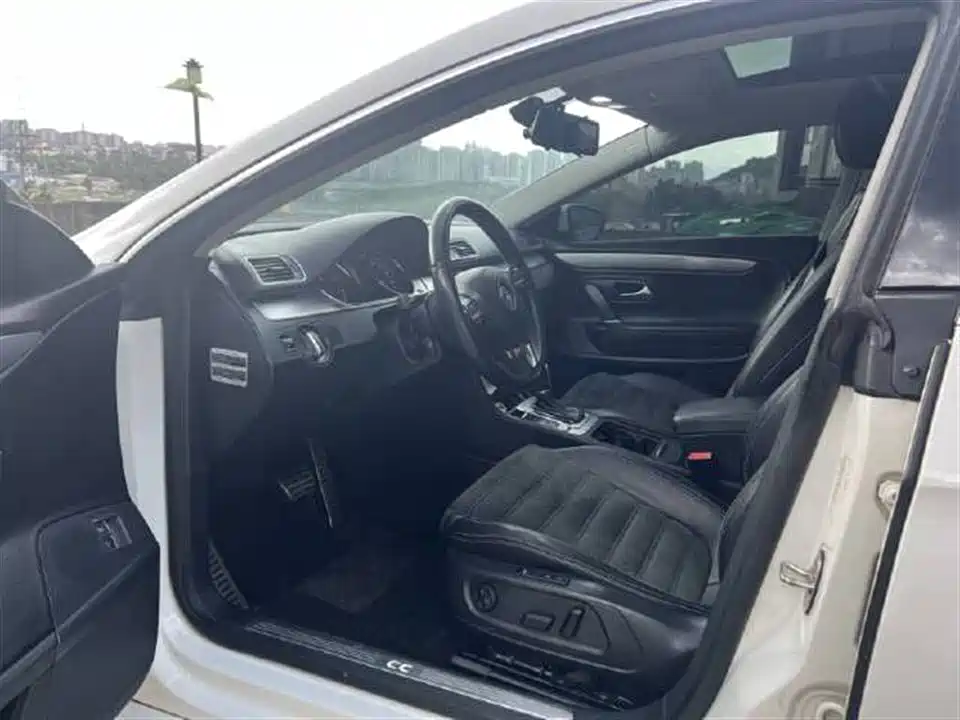 Volkswagen CC