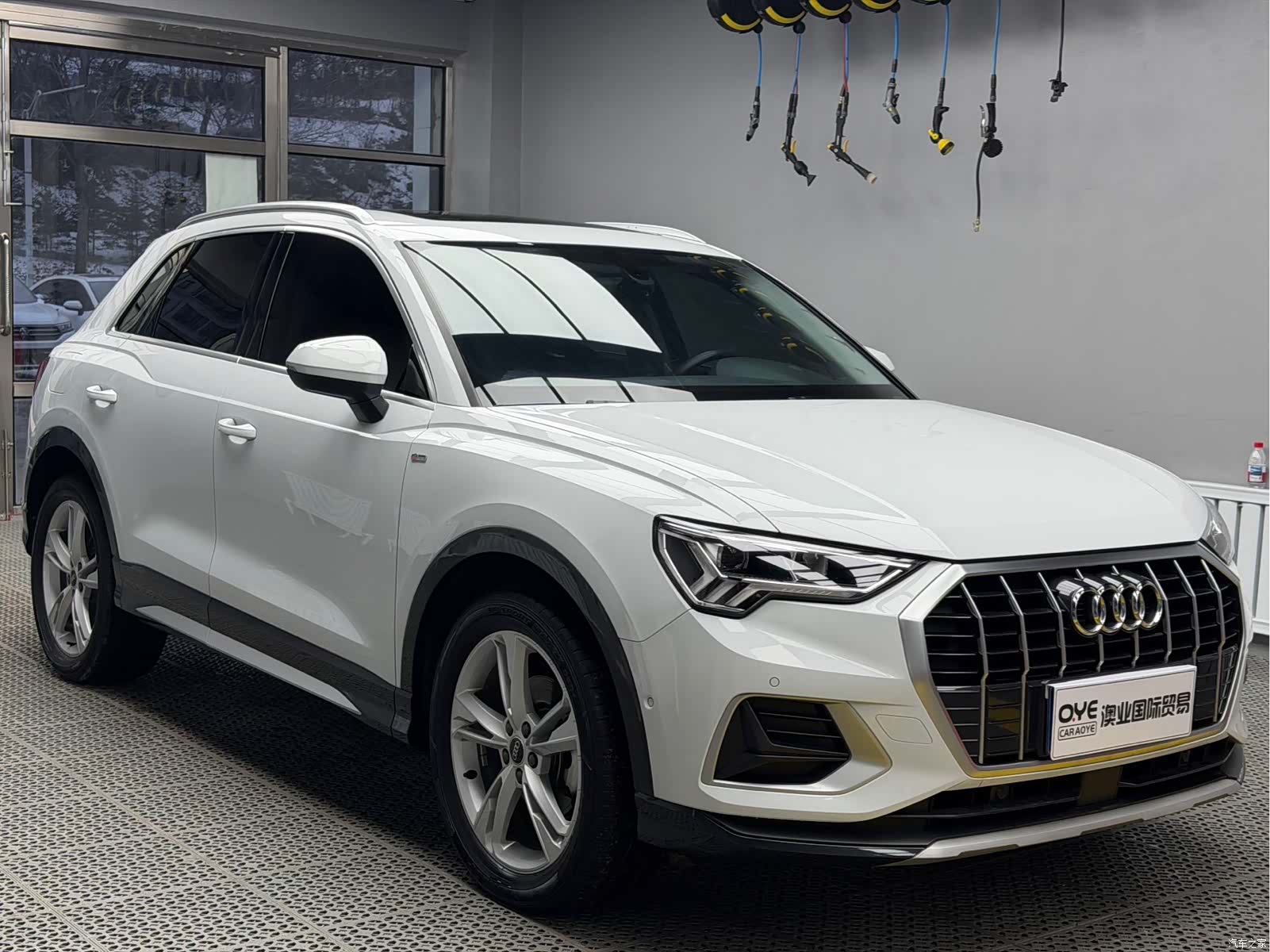 Audi Q3, 2022 3