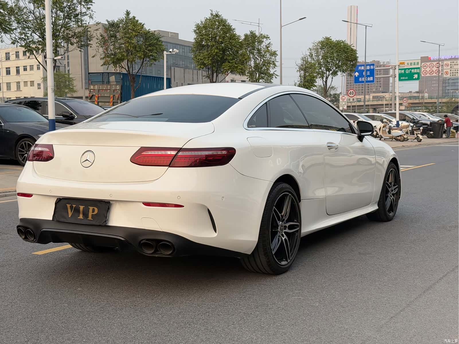 Mercedes-Benz E-Class, 2022 7