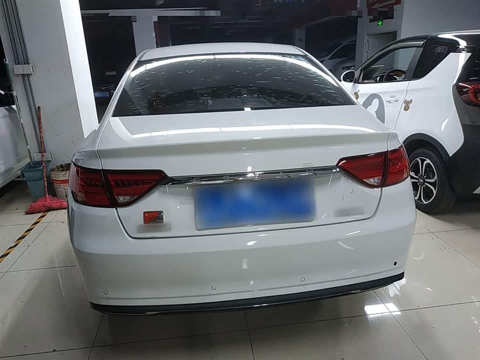 Geely Emgrand GL Geely Emgrand GL