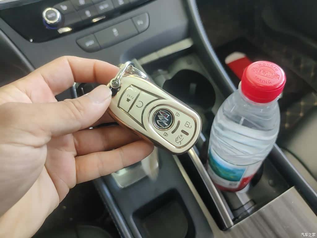 Buick LaCrosse, 2021 9