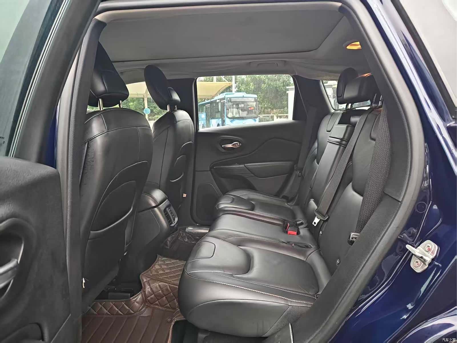 Jeep Cherokee, 2016 6