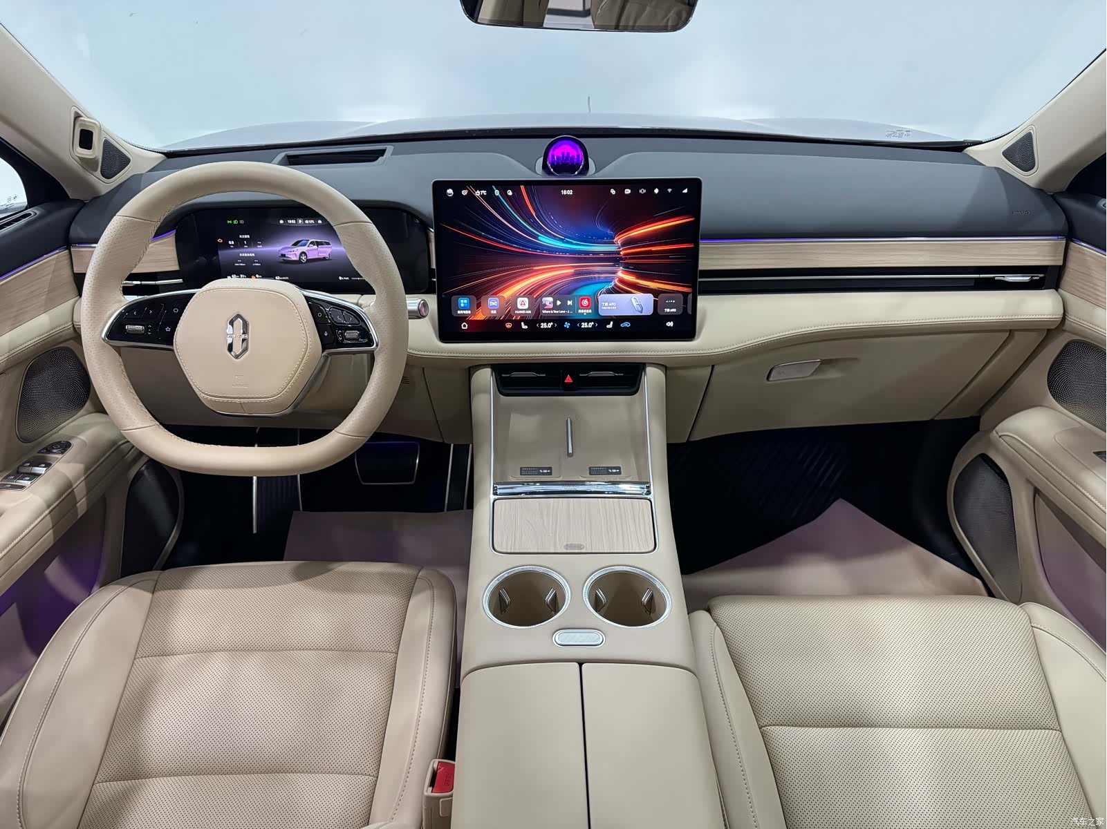 AITO M5, 2025 3
