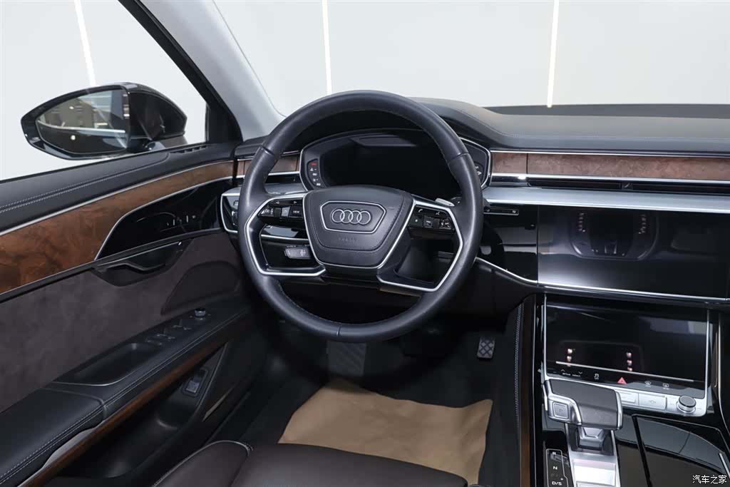 Audi A8L, 2023 14
