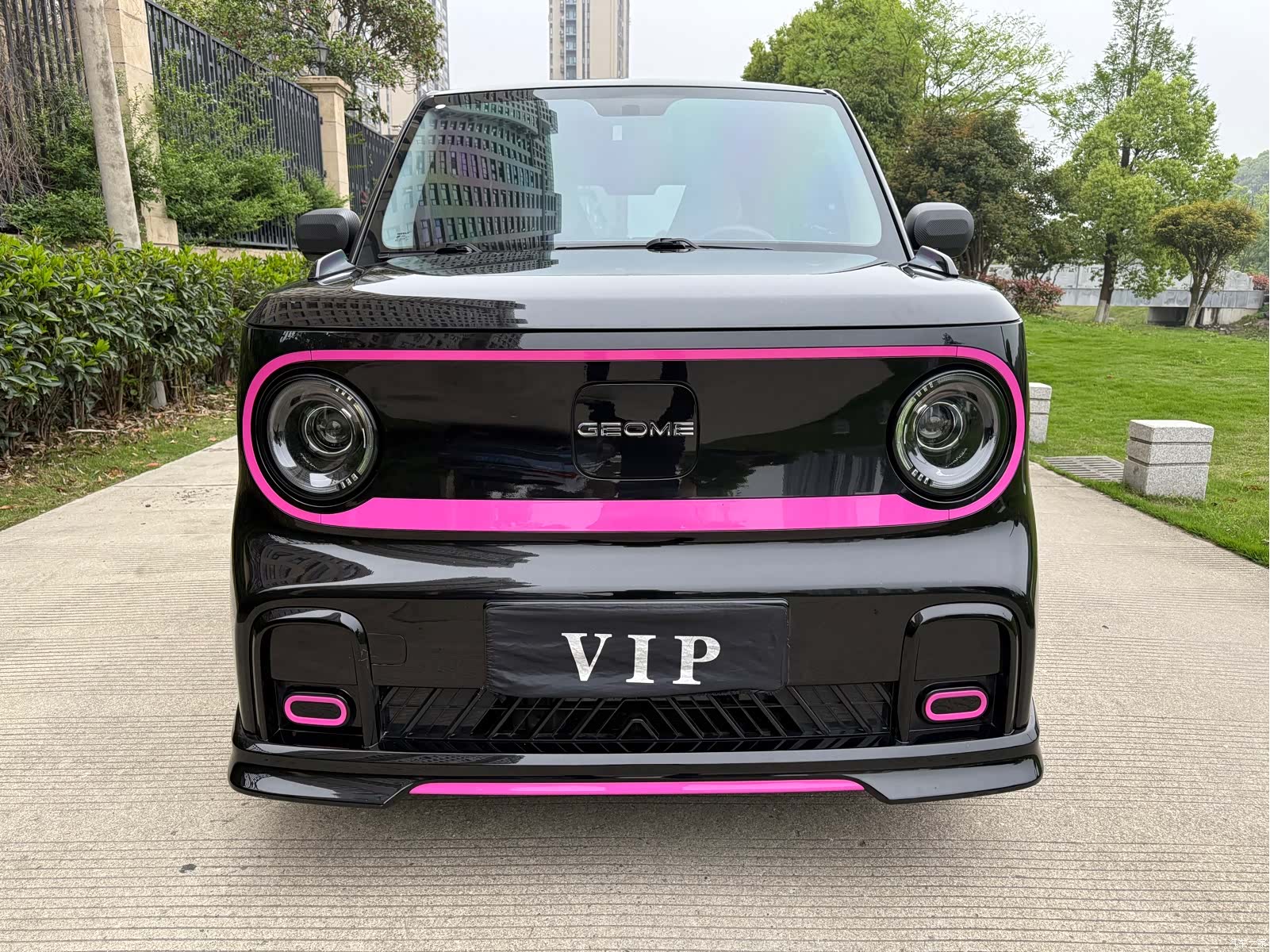 Geely Panda, 2025 1