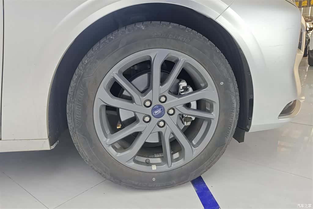 Ford Mondeo, 2024 6