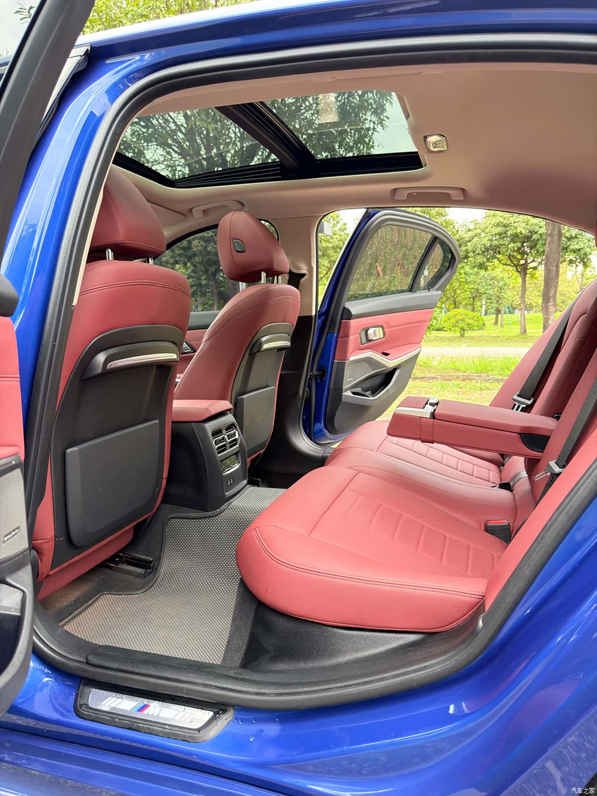 BMW 3 Series, 2021 23