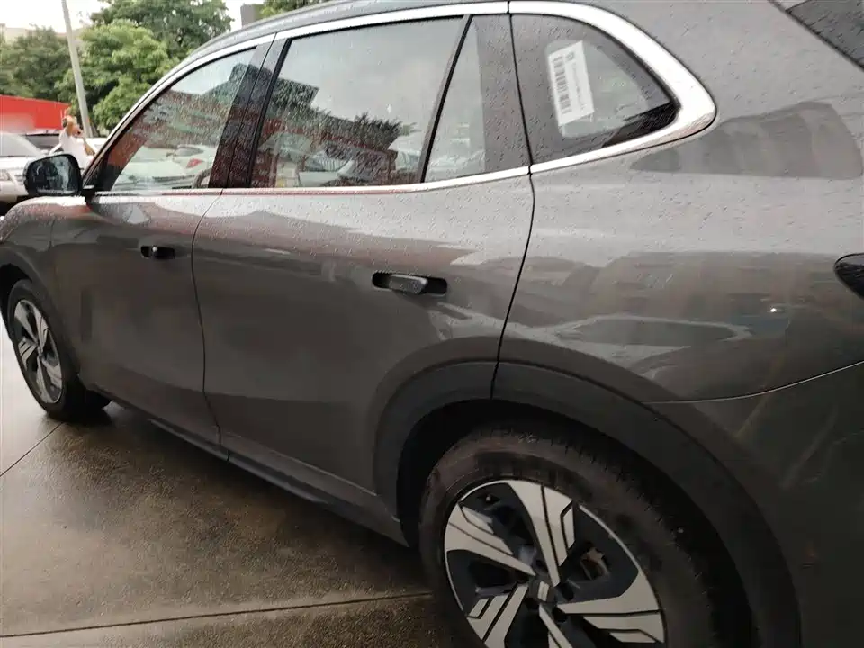 Geely Galaxy Galaxy E5