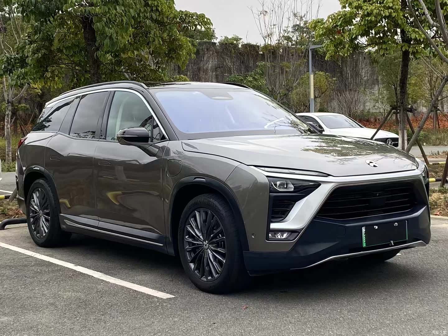 NIO ES8, 2019 3