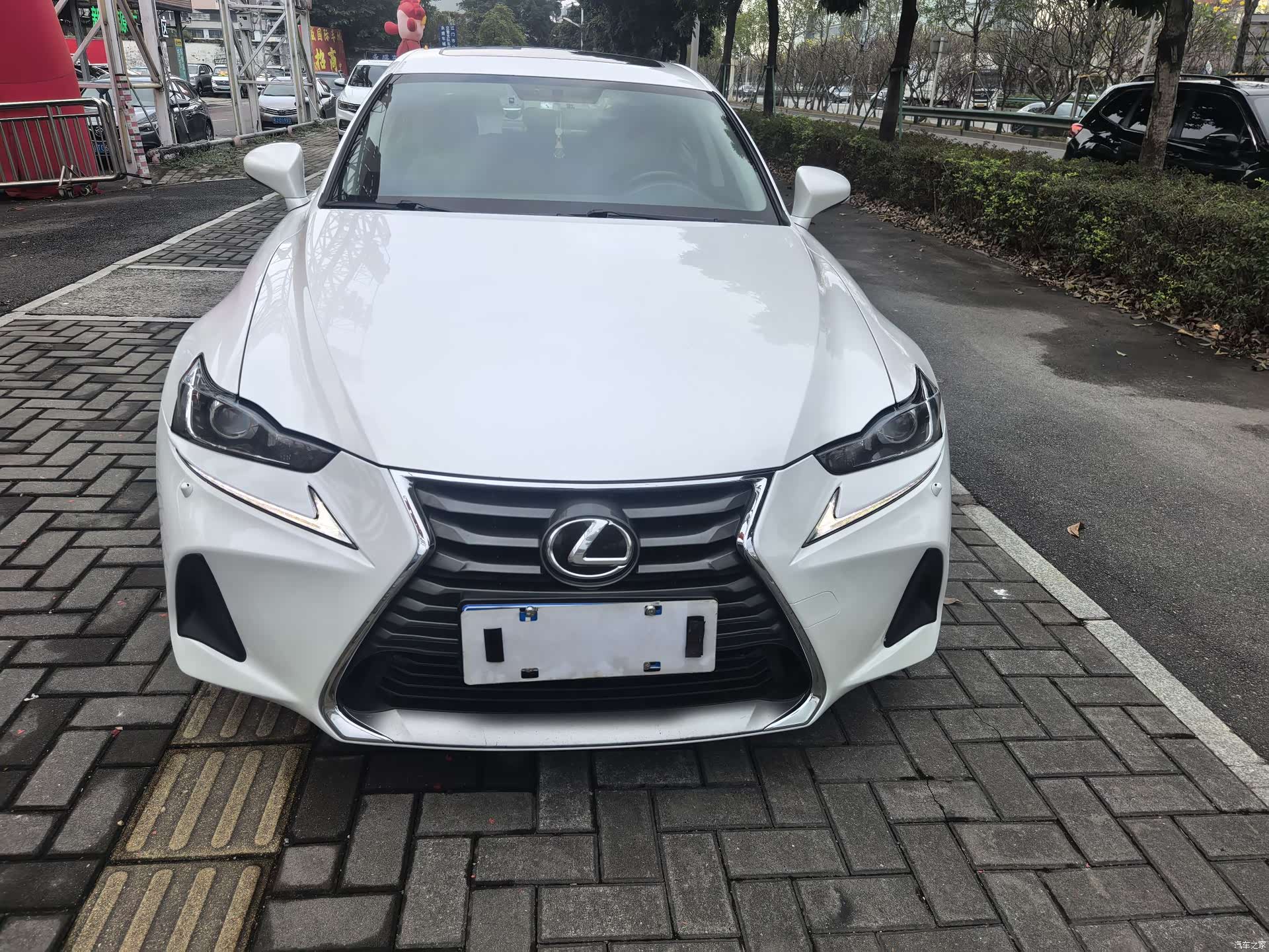 Lexus IS, 2018 2