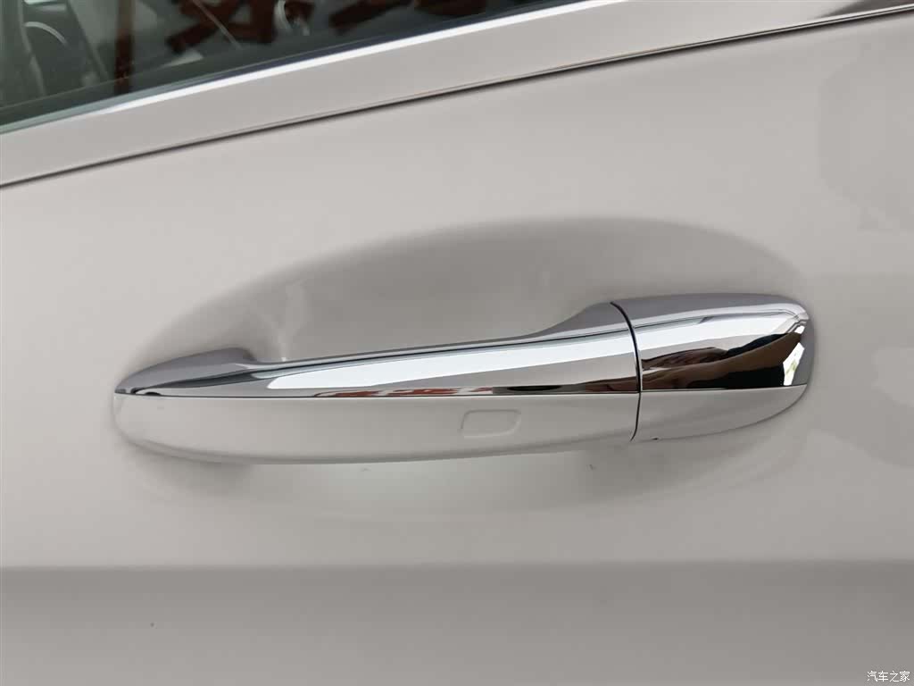 Mercedes-Benz GLC, 2019 18