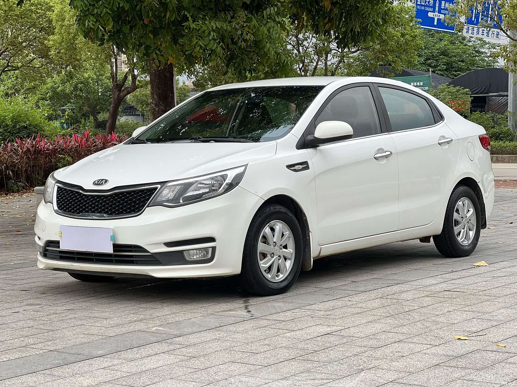 Kia K2, 2016 1