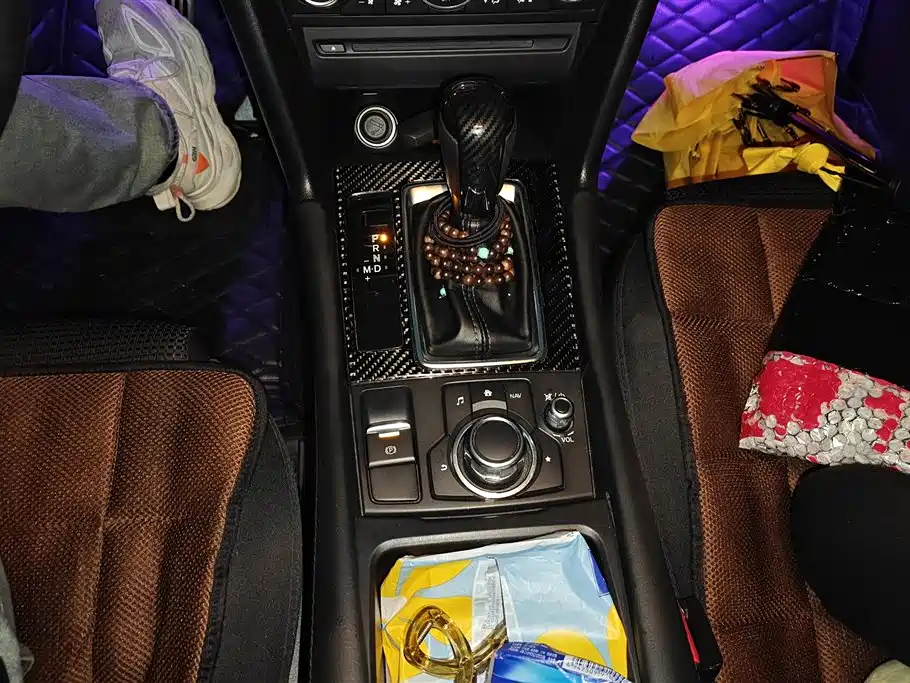 Mazda 3 Angkesaila