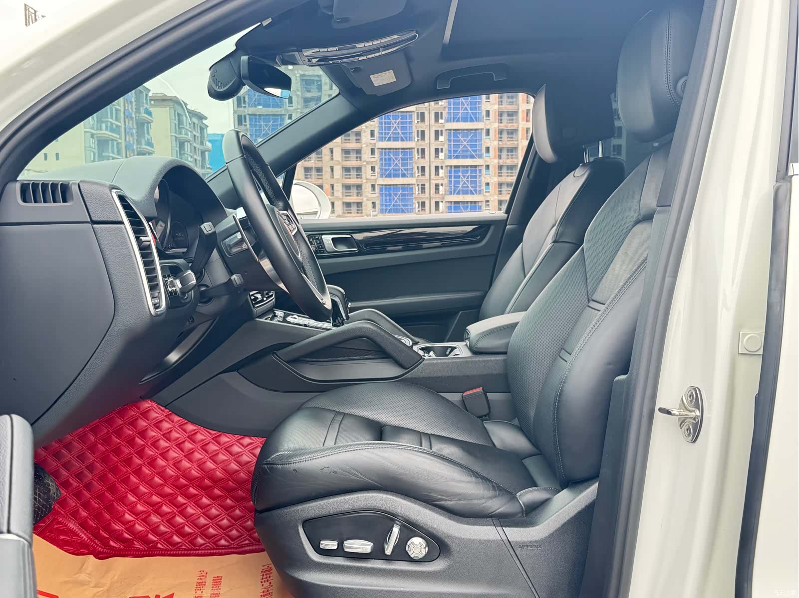Porsche Cayenne, 2020 7