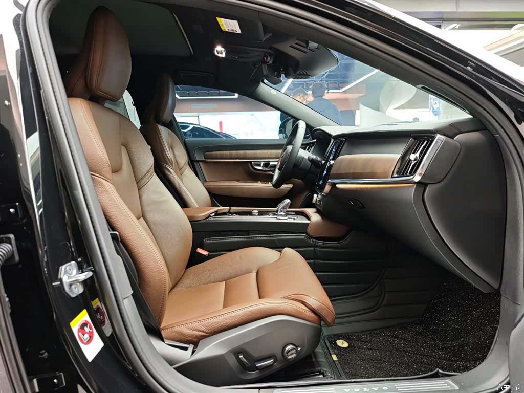 Volvo S90, 2020 11