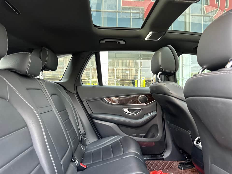 Mercedes-Benz GLC Mercedes-Benz GLC
