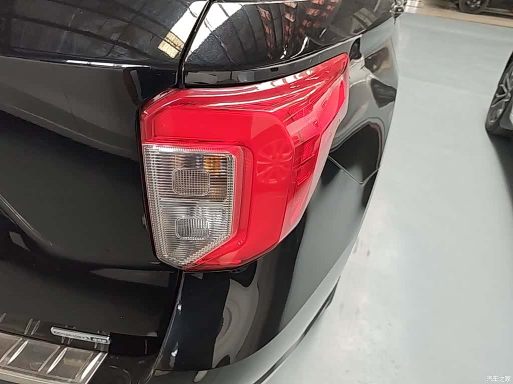 Ford Explorer, 2020 8