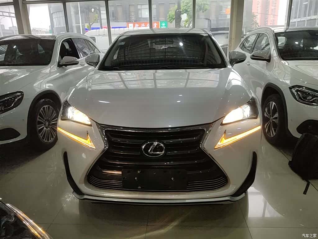 Lexus NX, 2016 3