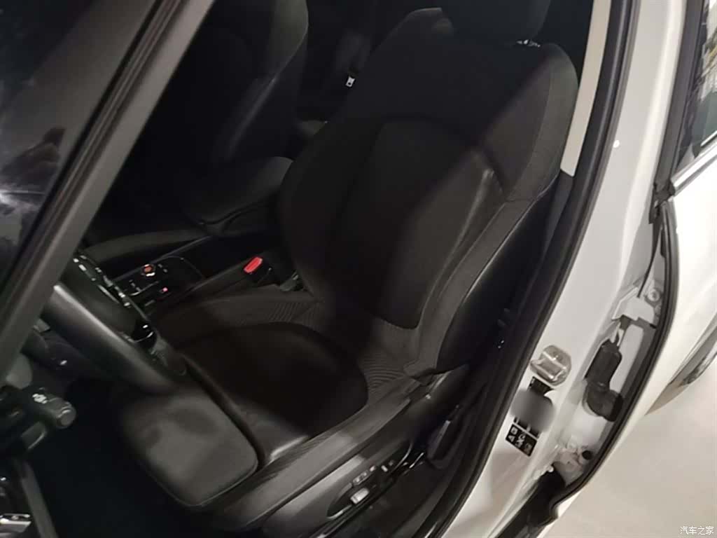 Mini Countryman, 2018 15