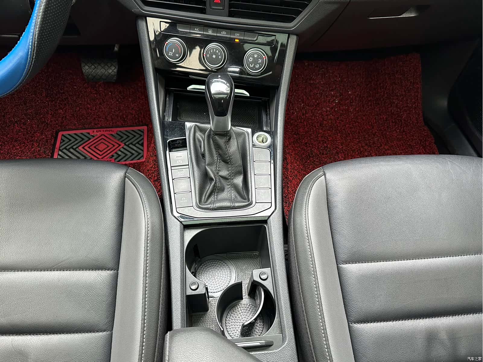 Volkswagen Sagitar, 2019 16