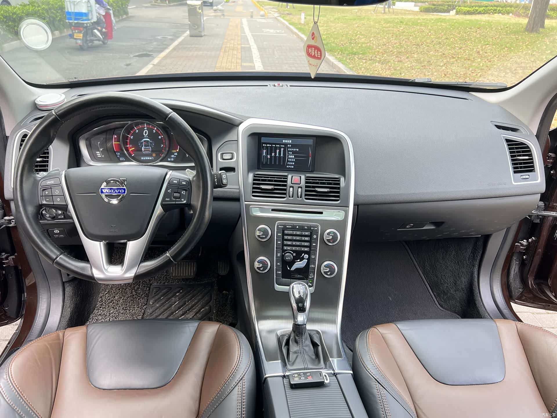 Volvo XC60, 2014 все фото