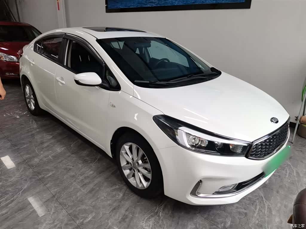 Kia K3, 2016 4