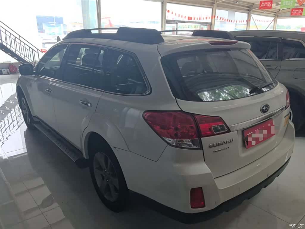 Subaru Outback, 2014 все фото