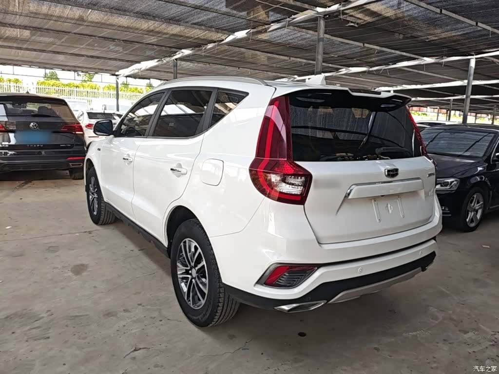 Geely X6, 2019 23