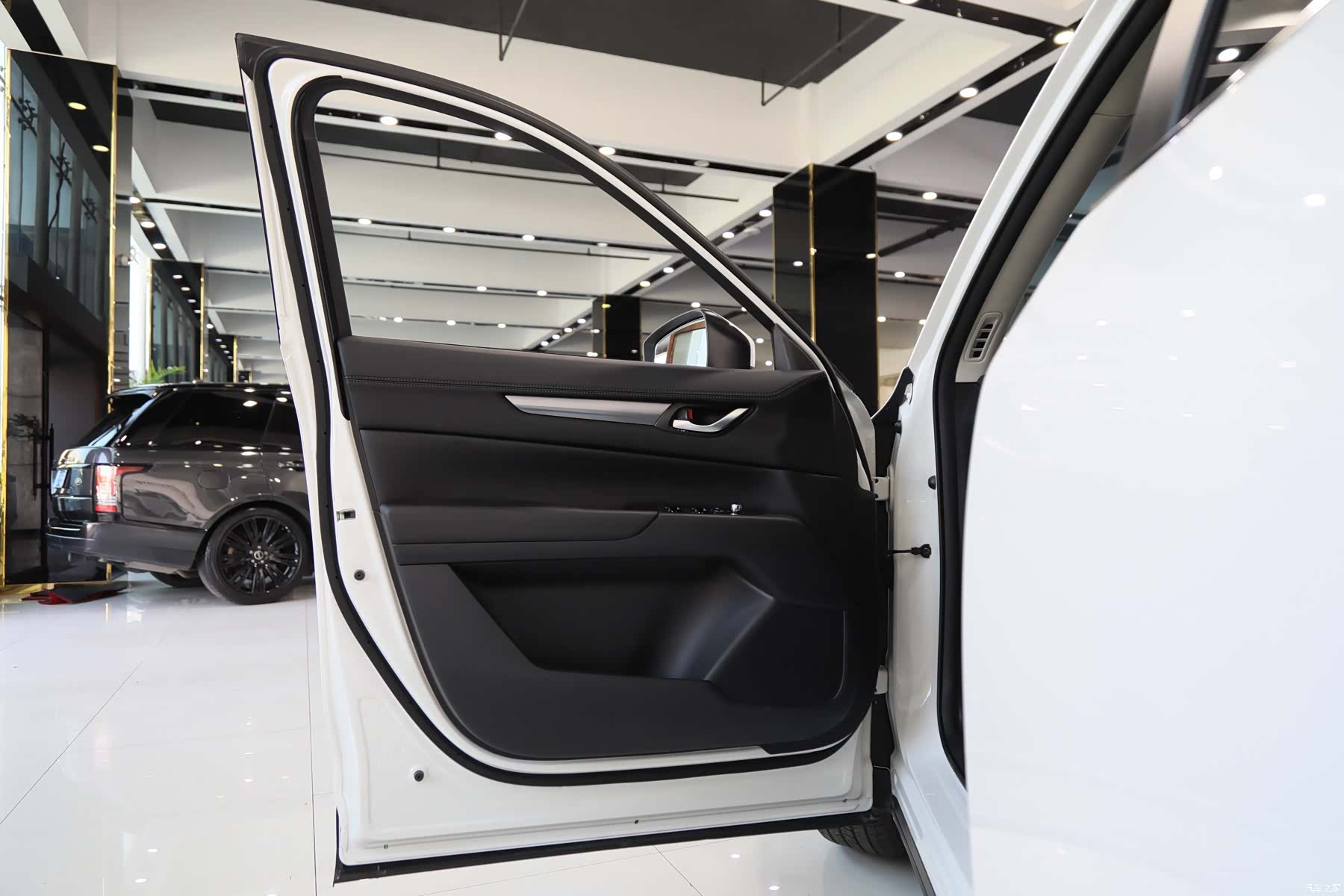 Mazda CX-5, 2024 все фото