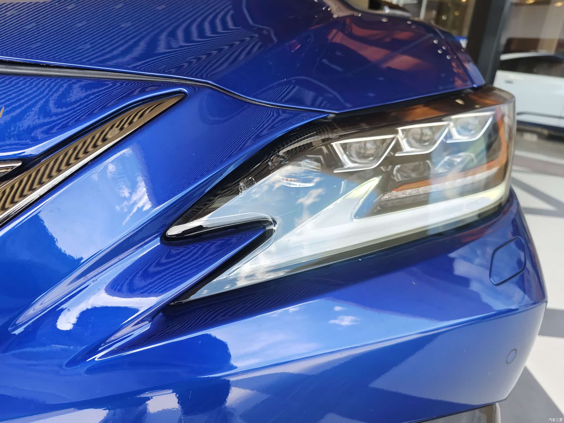 Lexus ES, 2019 22